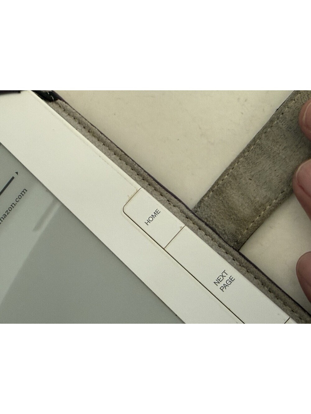 Amazon Kindle  6" LCD Touch Screen WiFi 2GB Ebook Reader , ( Read Description ) - Picture 3 of 11